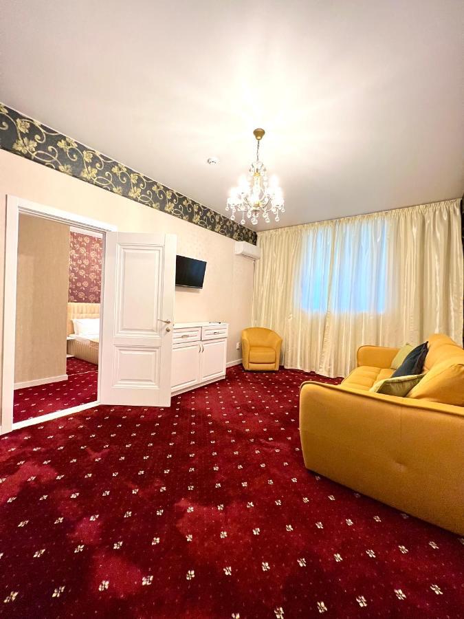 Sergeev Hotel Nikolayev Bagian luar foto
