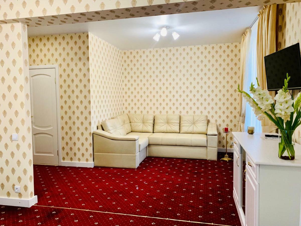 Sergeev Hotel Nikolayev Bagian luar foto
